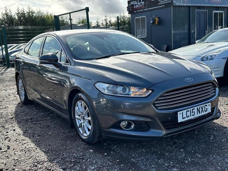 Used Ford Mondeo Titanium 115 HP (84 kW) 2015 Grey Hatchback