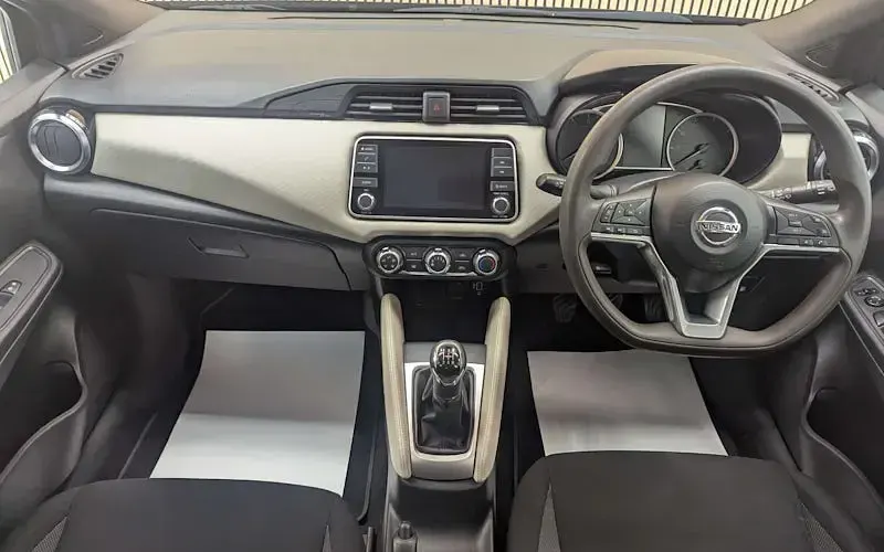 Used Nissan Micra Acenta 101 HP (74 kW) 2019 Black Hatchback