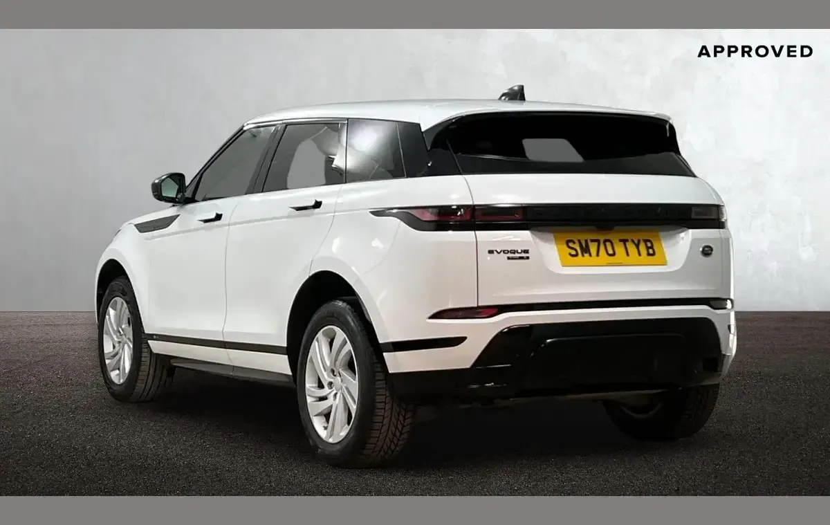Used Land Rover Range Rover evoque R-Dynamic 180 HP (132 kW) 2021 White SUV
