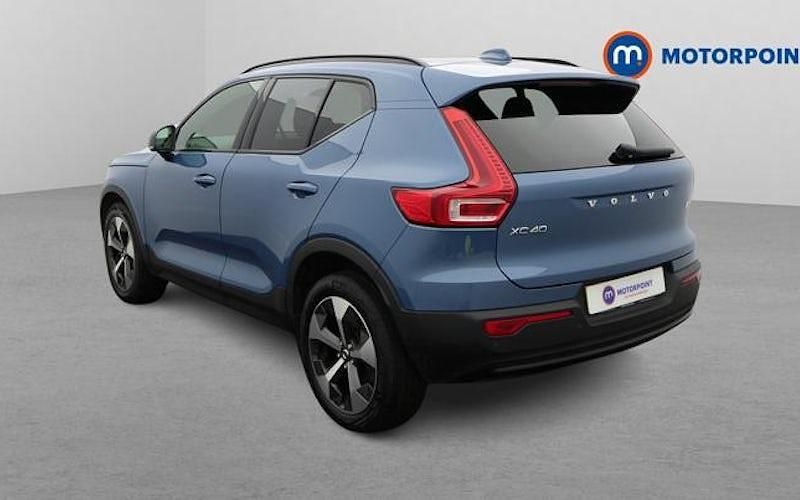 Used Volvo XC40 Plus 163 HP (119 kW) 2025 SUV