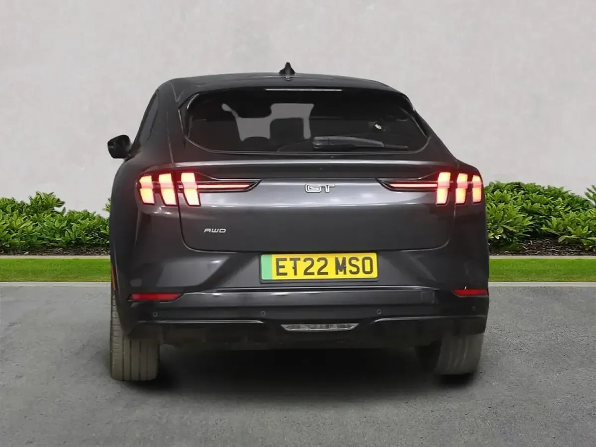 Used Ford Mustang GT 358 kW (487 HP) 2022 Grey Hatchback