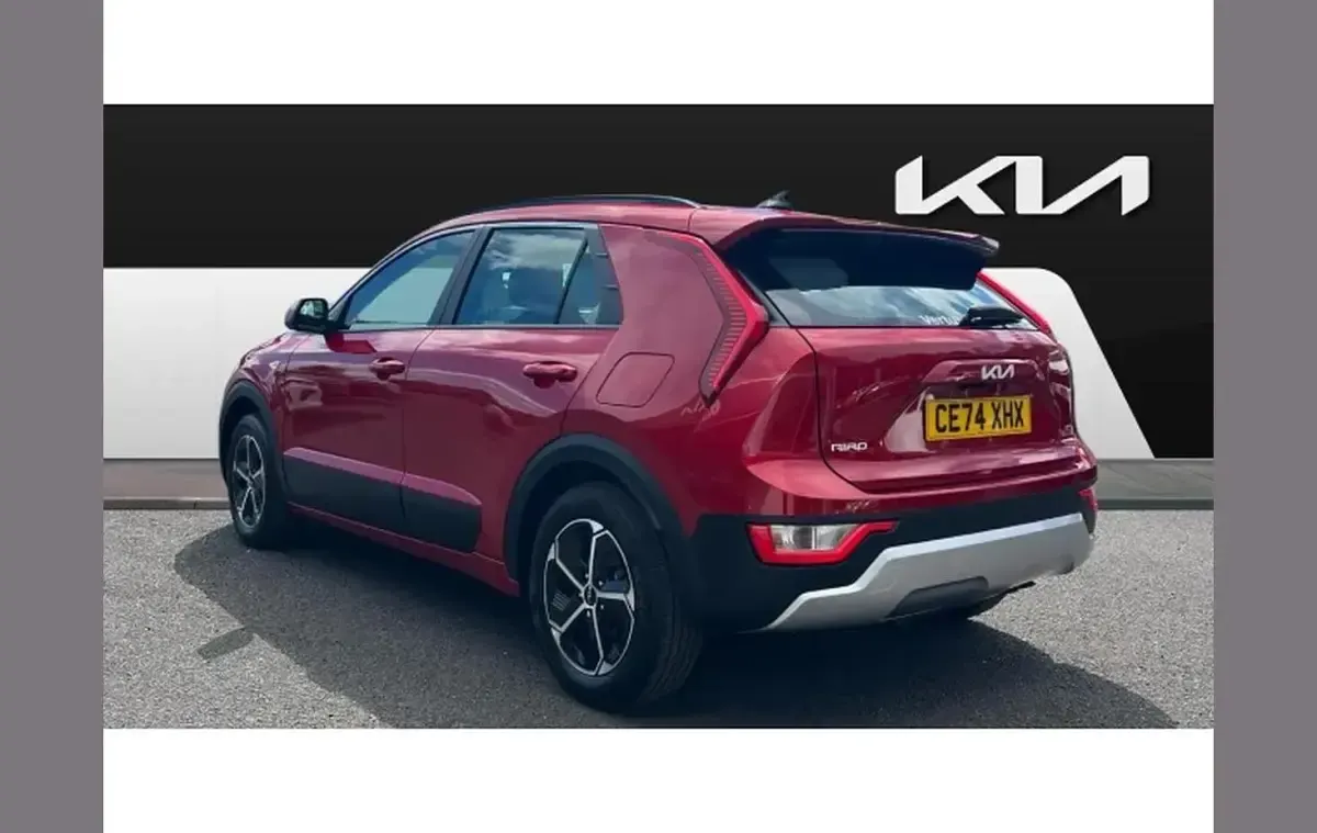 Used Kia Niro 127 HP (93 kW) 2024 Red SUV