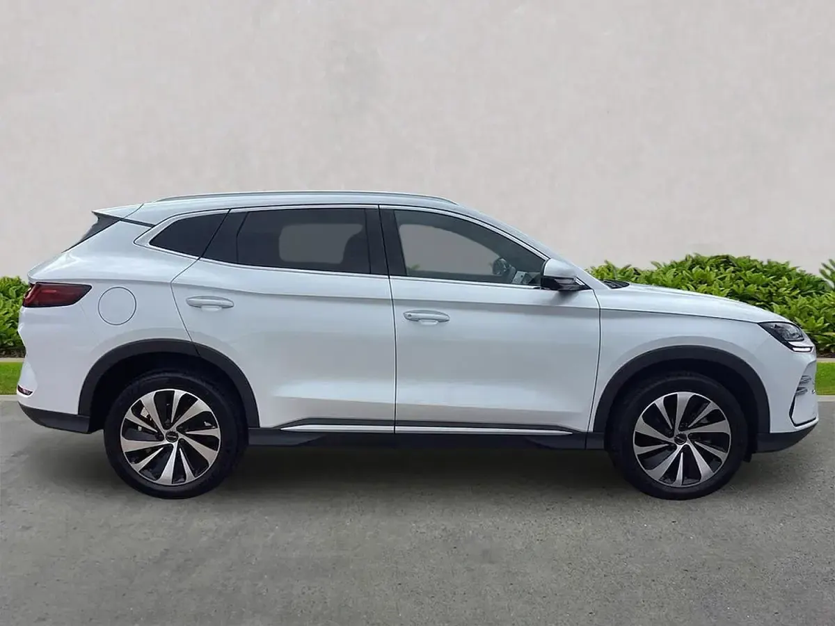 Used BYD Seal U Comfort 324 HP (238 kW) 2025 White SUV