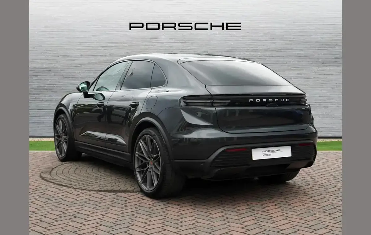 Used Porsche Macan 294 kW (401 HP) 2024 Grey SUV