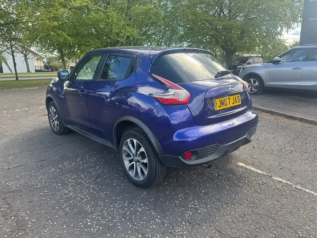 Usado Nissan Juke S 115 CV (84 kW) 2016 Púrpura SUV