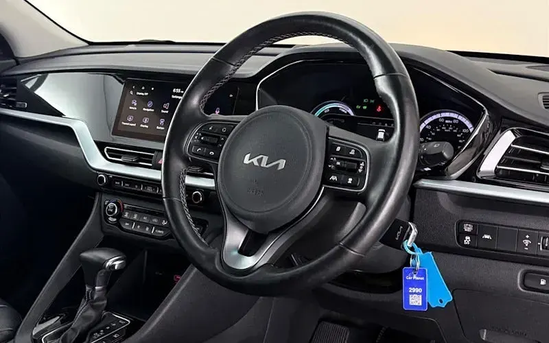 Used Kia Niro 141 HP (103 kW) 2022 Grey SUV