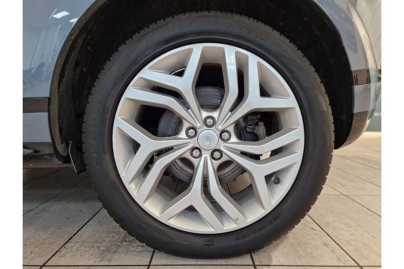 Used Land Rover Range Rover evoque SE Dynamic 2021 Grey Estate