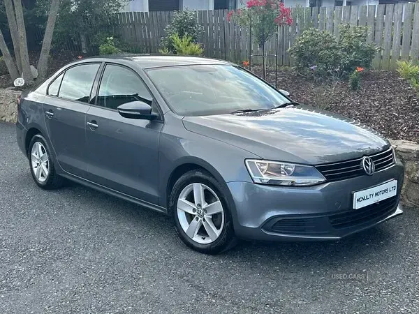 Used VW Jetta SE 105 HP (77 kW) 2014 Grey Sedan