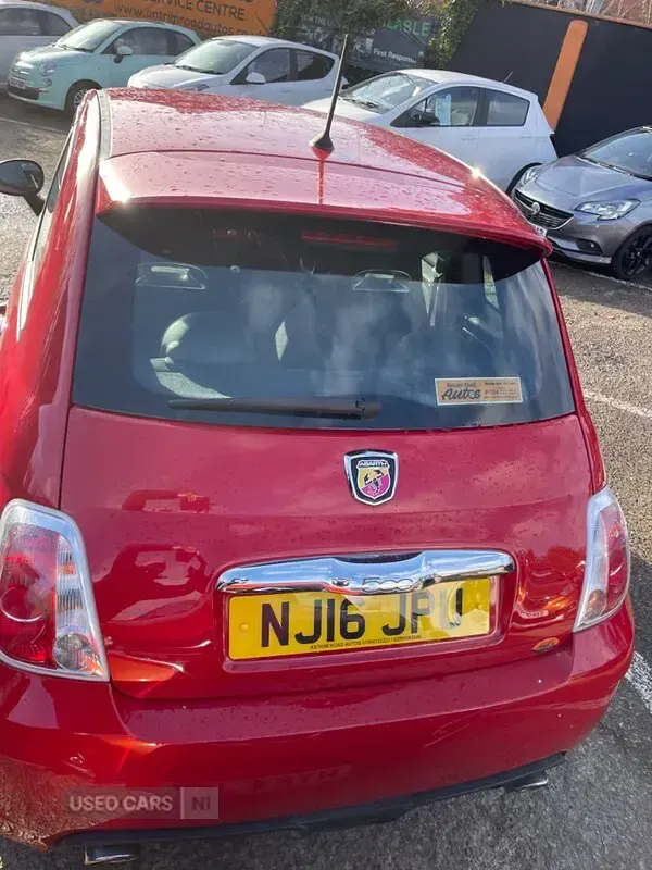 Used Abarth 595 140 HP (102 kW) 2016 Red Hatchback