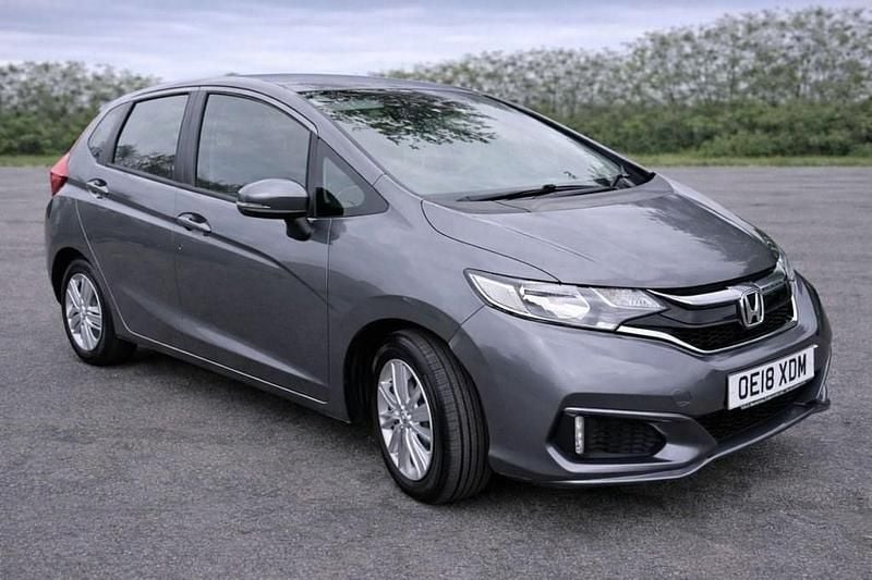 Begagnad Honda Jazz S 102 HK (75 kW) 2018 Grå Halvkombi