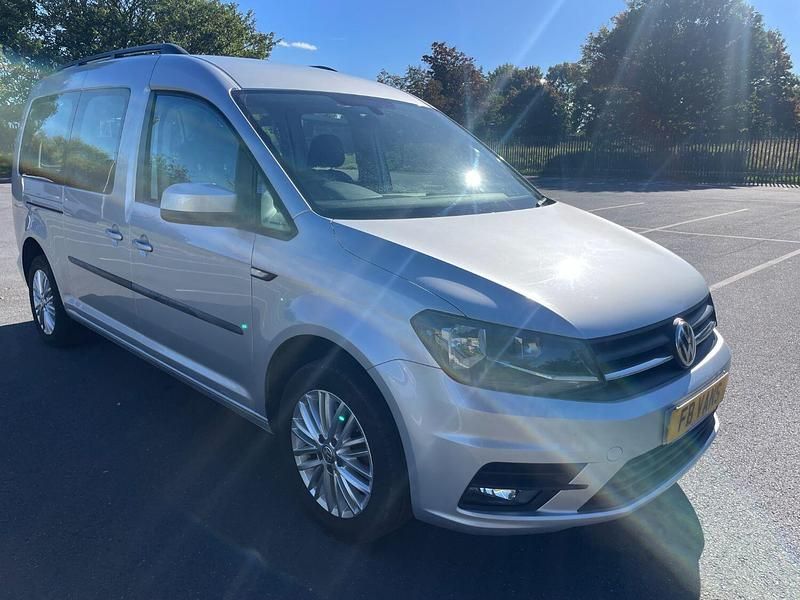 Used VW Caddy Maxi Life Life 102 HP (75 kW) 2017 Silver MPV