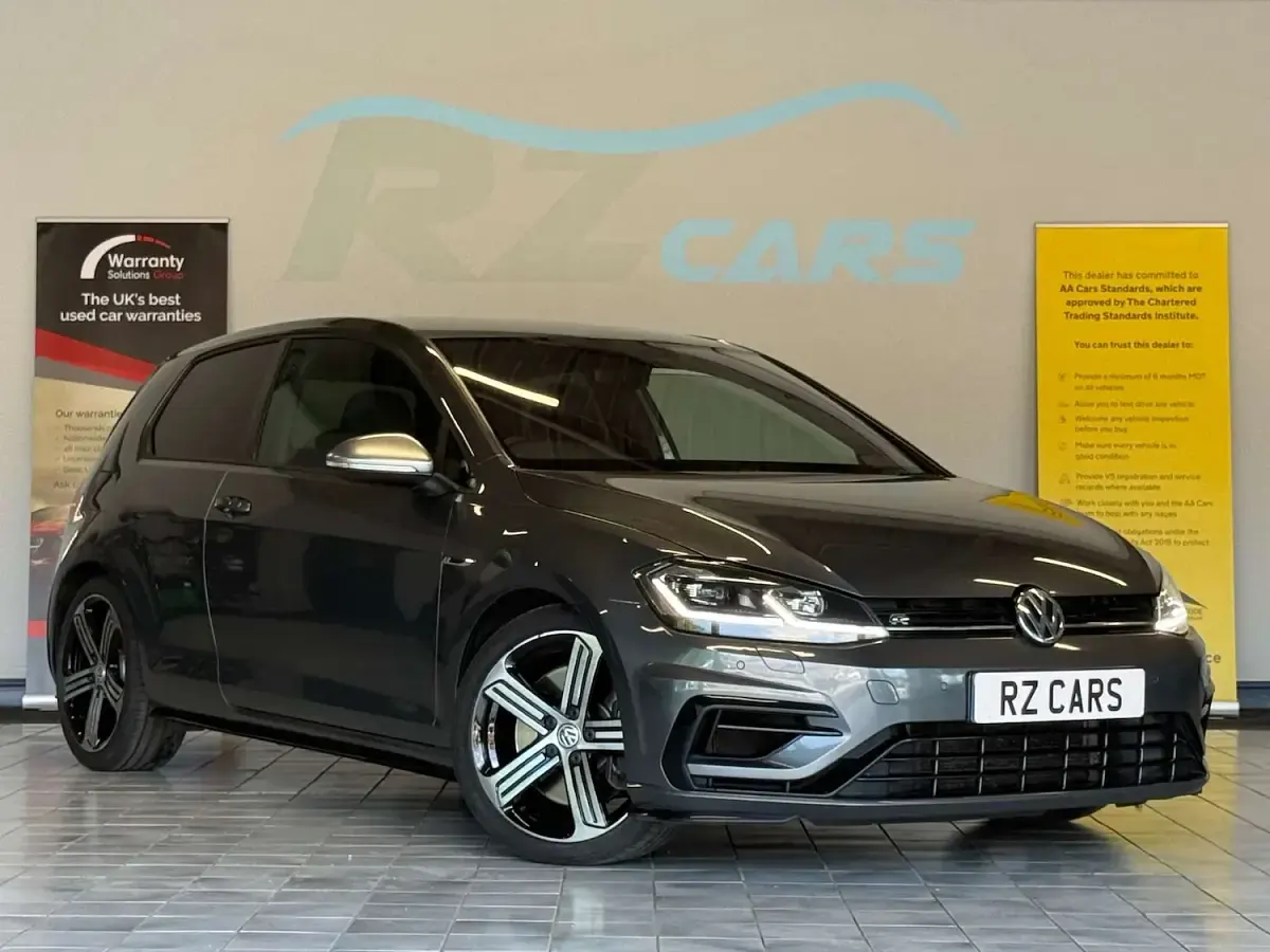 Used VW Golf VII R 310 HP (228 kW) 2018 Hatchback