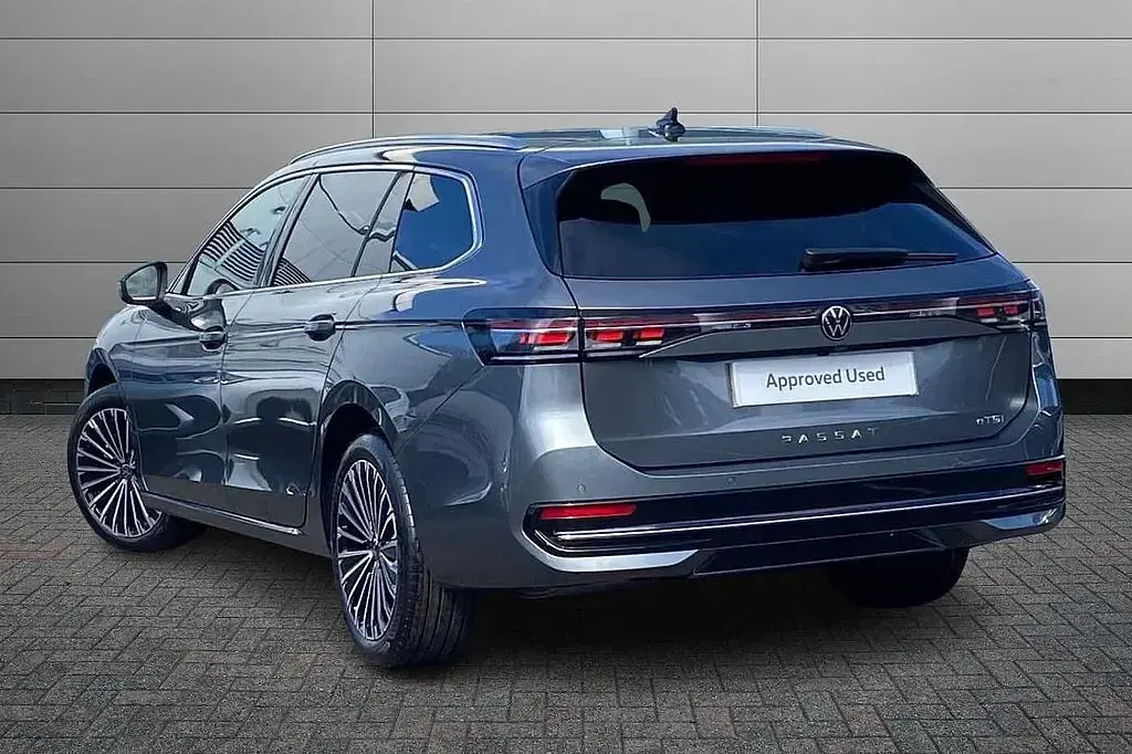 Used VW Passat 150 HP (110 kW) 2026 Estate