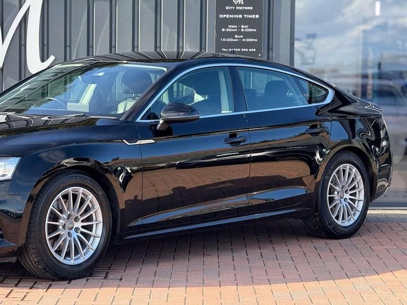 Used Audi A5 Advanced 2018 Black Coupe