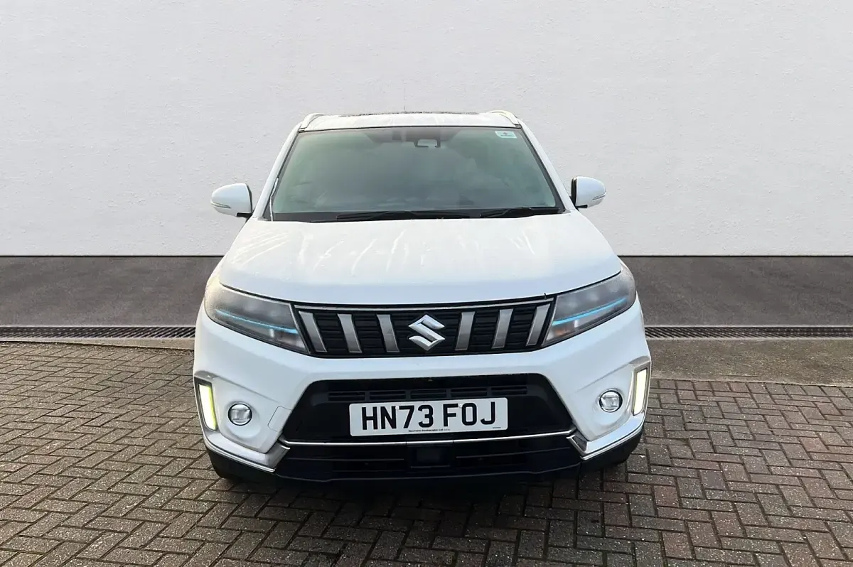 Used Suzuki Vitara SZ5 116 HP (85 kW) 2023 White SUV
