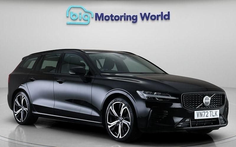 Used Volvo V60 Plus 349 HP (256 kW) 2023 Black Estate