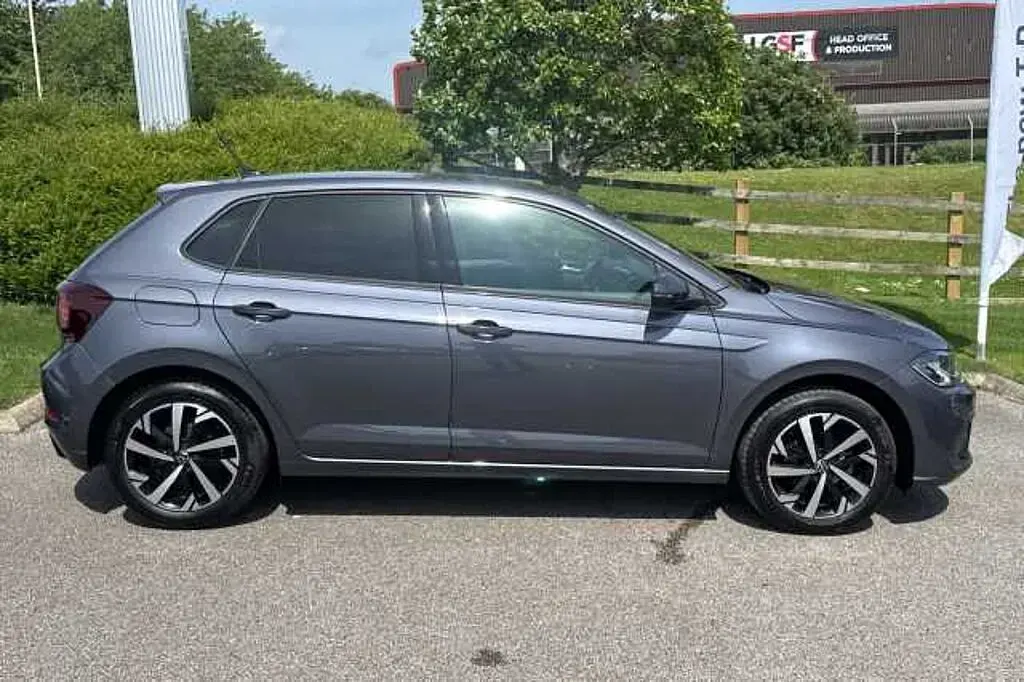 Used VW Polo Match 95 HP (69 kW) 2025 Grey Hatchback