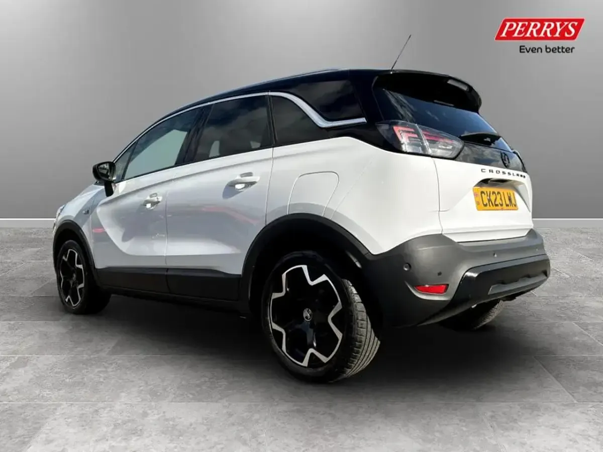 Usado Vauxhall Crossland Ultimate 128 CV (94 kW) 2023 Blanco SUV