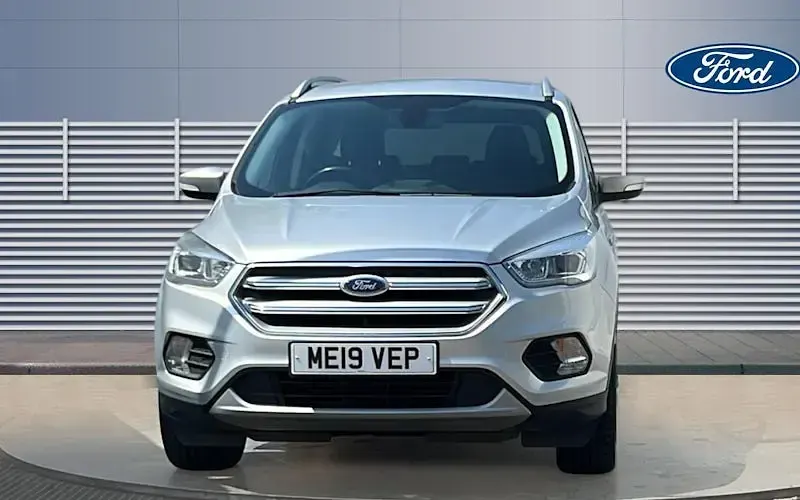 Used Ford Kuga Titanium 179 HP (131 kW) 2019 Silver SUV