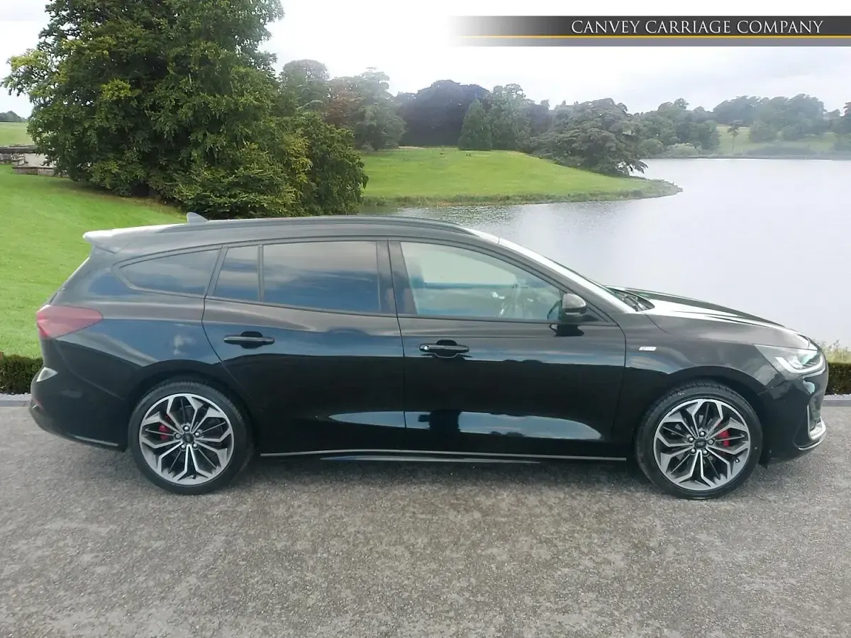 Used Ford Focus ST-Line 2022 Black Estate