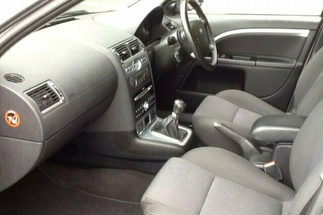 Begagnad Ford Mondeo 2006 Halvkombi