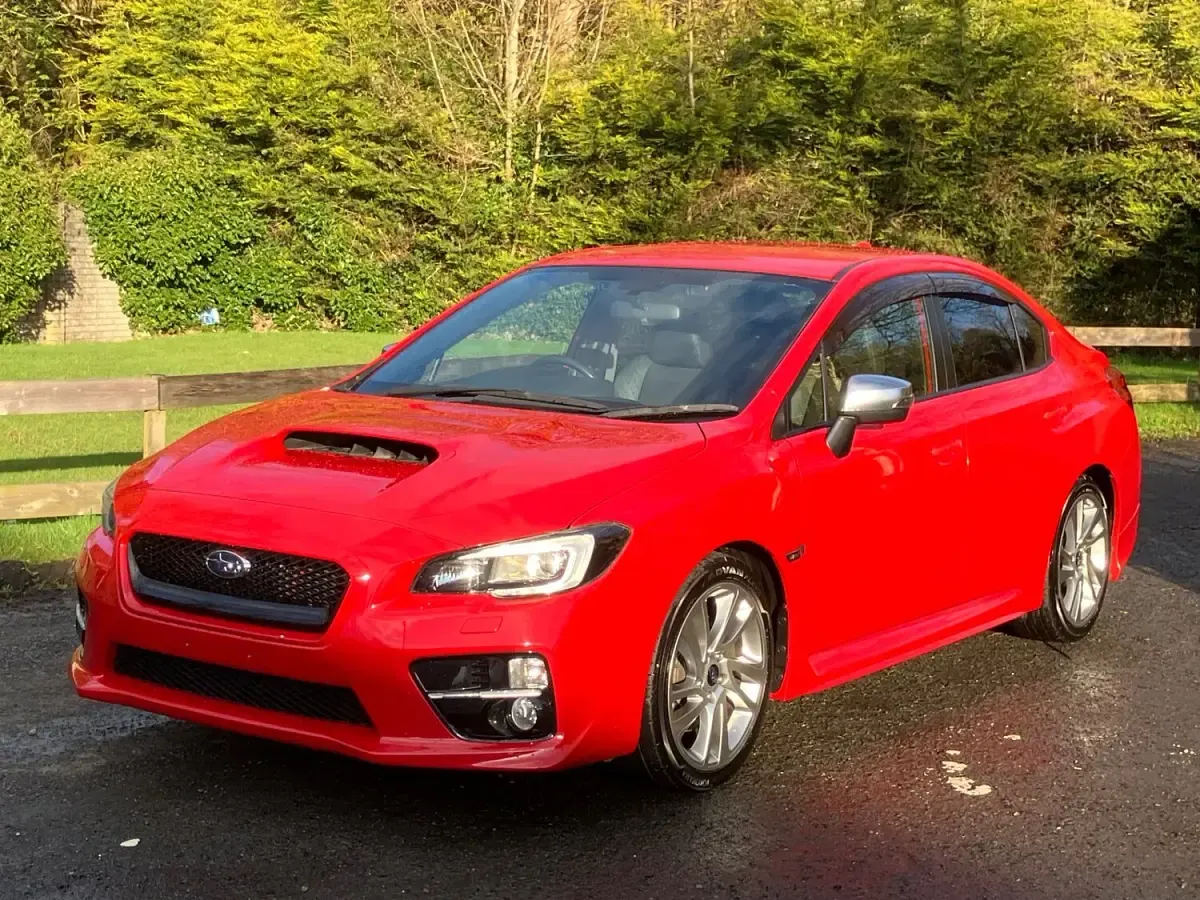 Begagnad Subaru WRX STI GT 300 HK (220 kW) 2014 Röd Sedan