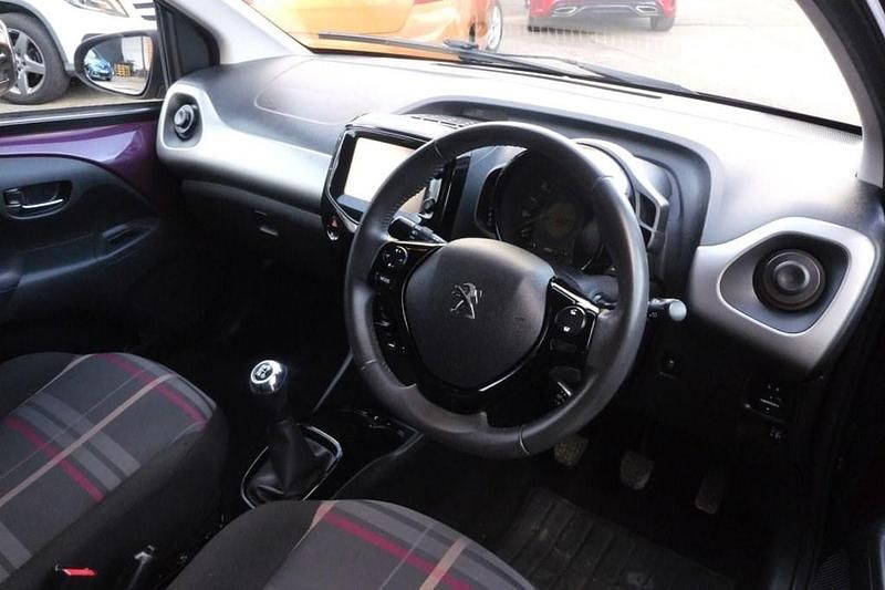 Used Peugeot 108 Allure 82 HP (60 kW) 2015 Purple Hatchback