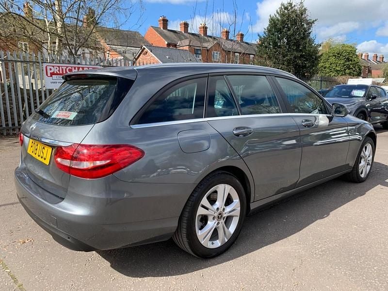Used Mercedes C220 Executive 170 HP (125 kW) 2018 Grey Estate