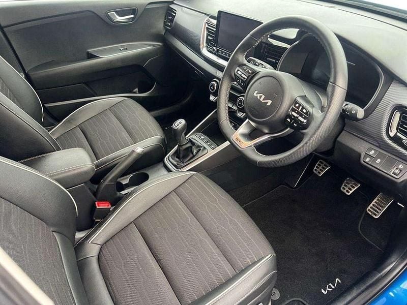 Used Kia Stonic GT-Line S 100 HP (73 kW) 2025 Blue SUV