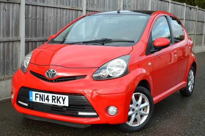 Multicoloured Used 2014 Toyota Aygo Hatchback | £3,949 (Super price) - Image 1/1