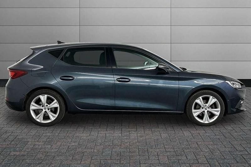 Used Seat Leon FR 147 HP (108 kW) 2022 Grey Hatchback