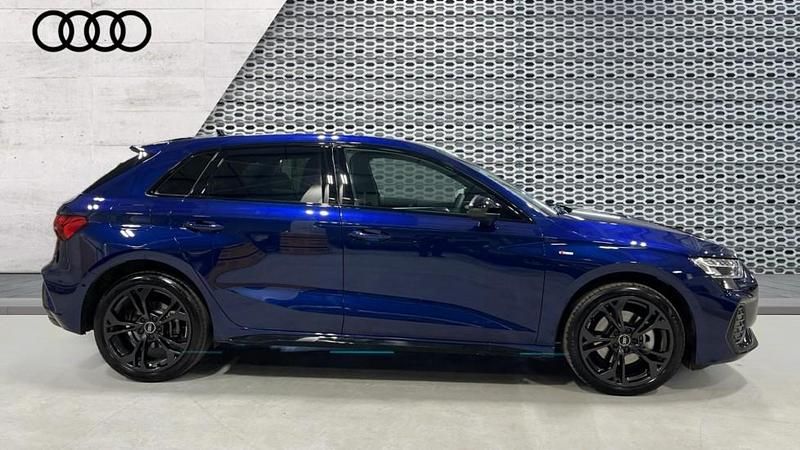 Used Audi A3 e-tron Comfort 204 HP (150 kW) 2025 Blue Hatchback
