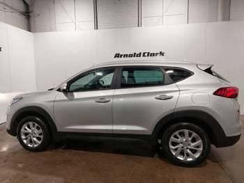 Used Hyundai Tucson SE 132 HP (97 kW) 2019 Silver SUV