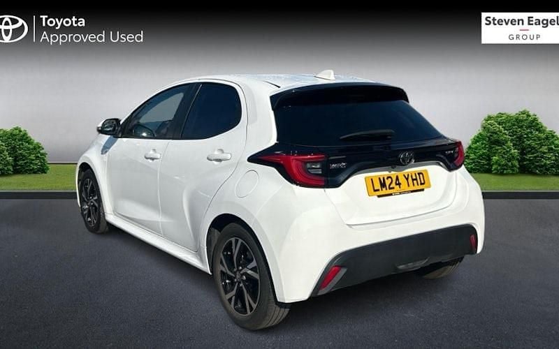 Used Toyota Yaris Hybrid Design 116 HP (85 kW) 2026 Hatchback