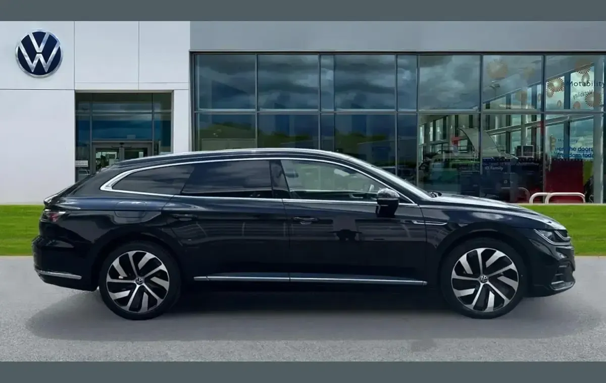Used VW Arteon R-line 218 HP (160 kW) 2024 Black Estate