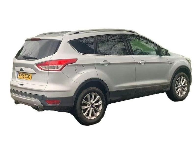 Used Ford Kuga Titanium 180 HP (132 kW) 2016 Silver SUV