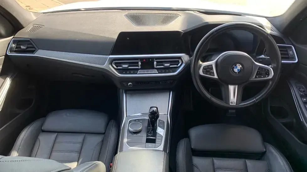 Used BMW 318 M Sport 148 HP (108 kW) 2021 White