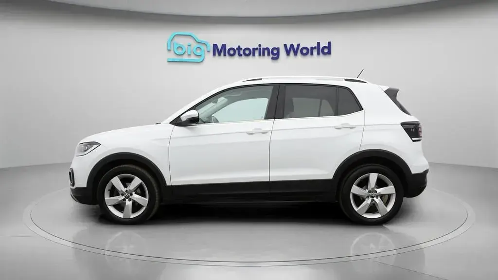 Used VW T-Cross SEL 110 HP (80 kW) 2022 White SUV