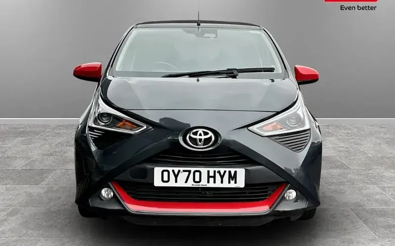 Used Toyota Aygo Trend 72 HP (52 kW) 2021 Grey Hatchback