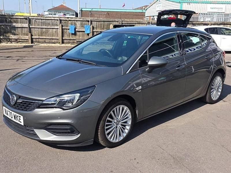 Second-hand Vauxhall Astra Elite 145 CP (106 kW) 2020 Gri Hatchback
