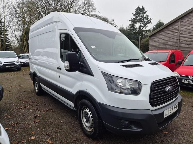 Used Ford Transit 130 HP (95 kW) 2018 White MPV