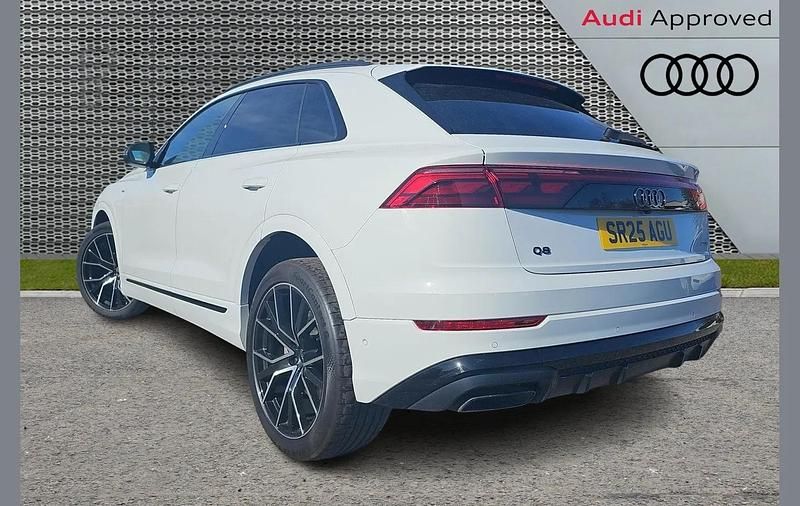 Used Audi Q8 Comfort 281 HP (206 kW) 2025 White SUV