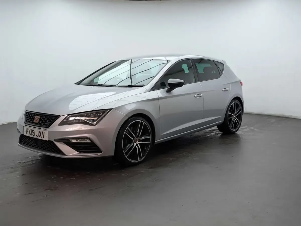 Used Seat Leon CUPRA 290 HP (213 kW) 2019 Silver Hatchback