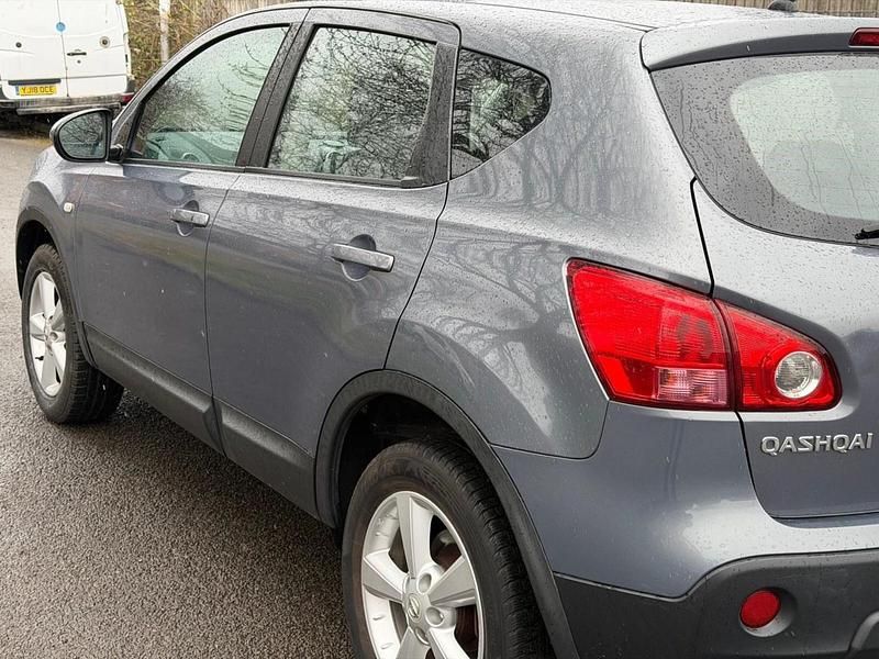 Used Nissan Qashqai Tekna 150 HP (110 kW) 2009 Grey SUV