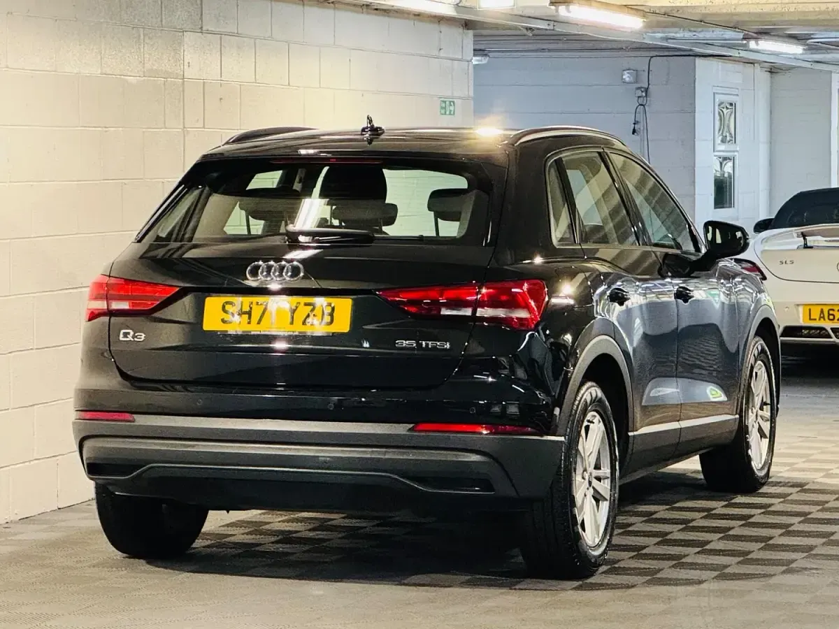 Used Audi Q3 150 HP (110 kW) 2022 Black SUV