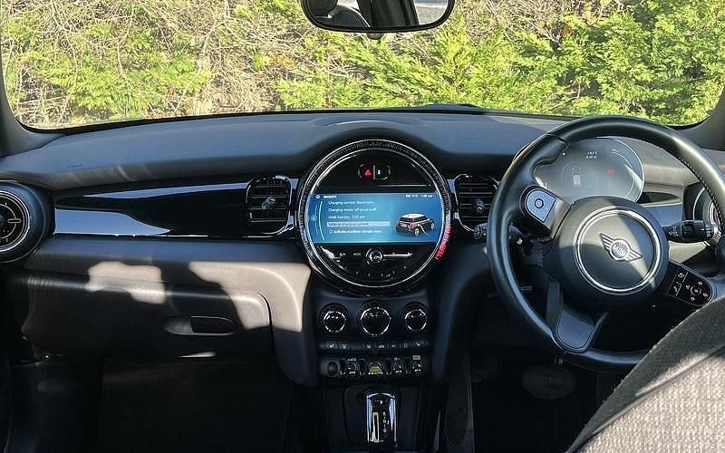 Used Mini Cooper Level 2 135 kW (184 HP) 2023 Hatchback