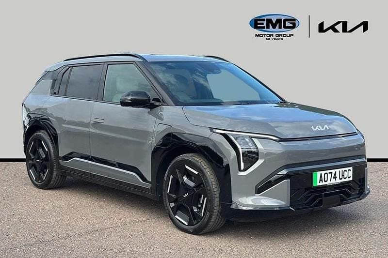 Used 2024 Kia EV3 2 SUV | £33,495 (Good price) - Image 1/1
