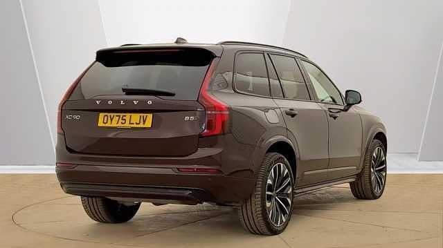 Used Volvo XC90 Plus 247 HP (181 kW) 2026 SUV