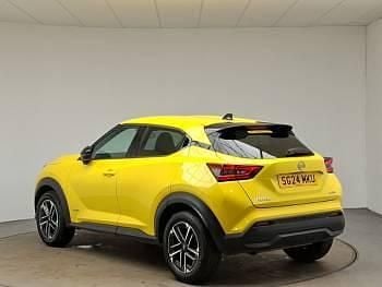 Used Nissan Juke N-Connecta 143 HP (105 kW) 2024 Yellow SUV