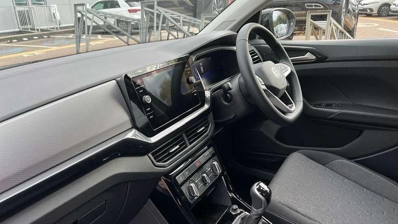 Used VW T-Cross Match 95 HP (69 kW) 2025 Deep black pearl SUV